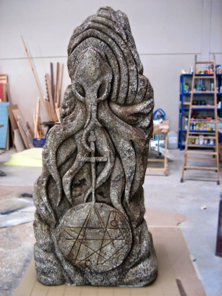 sandra munt cthulhu monolith.jpg