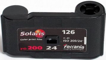 800px-Instamatic_film.jpg