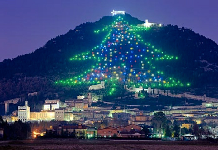 Albero di Natale di Gubbio.jpg