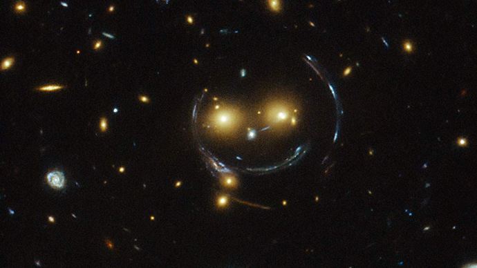 smiley-hubble-telescope-picture.si.jpg