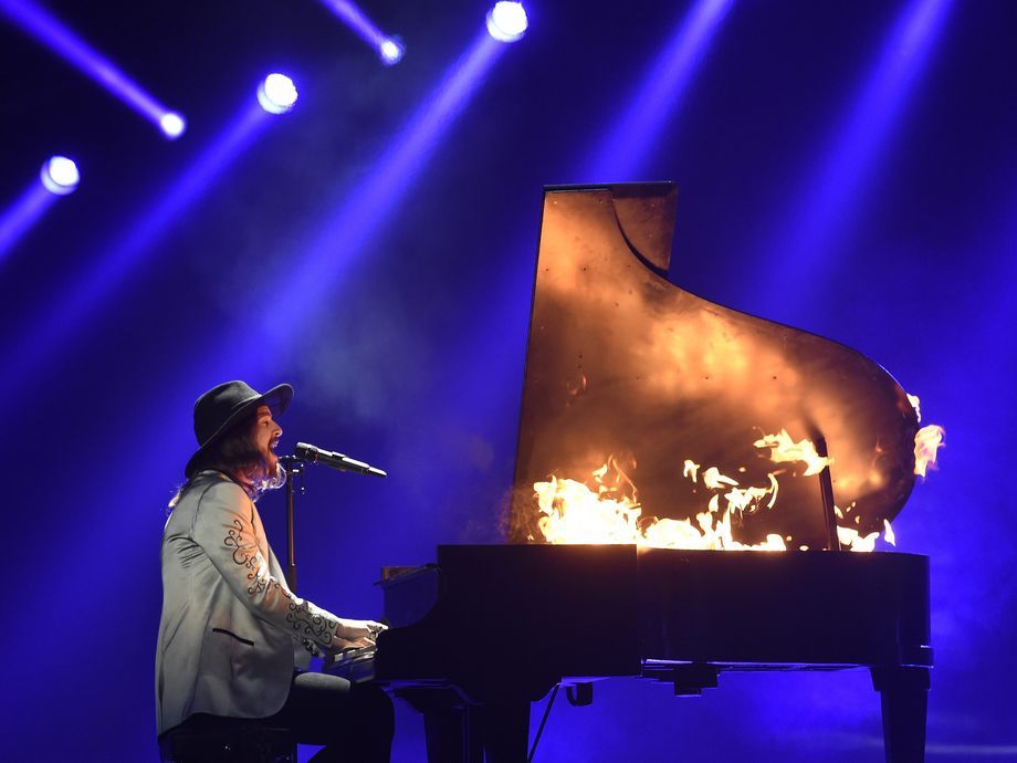 The Makemakes representing Austria perform during rehearsals for the Grand Final of the 60th annual Eurovision Song Contest at the Wiener Stadthalle in Vienna, Austria. The grand final takes place on May 23, 2015.jpg