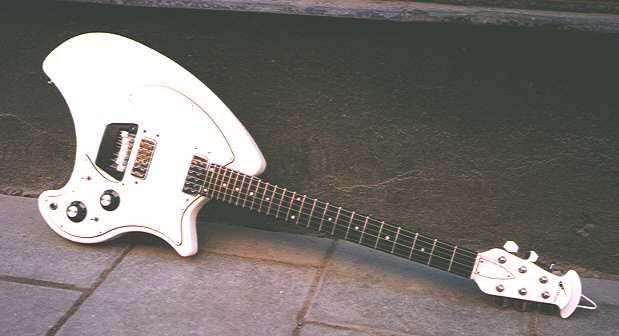 1973_Ovation_Breadwinner_white.jpg