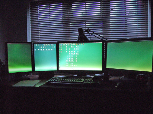 4-monitor-setup-resize.jpg