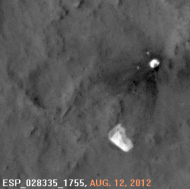 Curiosity's Parachute Flaps in the Martian Wind.gif