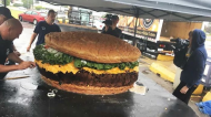 World's Largest Burger Costs $8,000.jpg