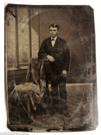 The Baptist minister's son, 14, who turned into the Wild West's most notorious outlaw - Earliest known photograph of Jesse James is bought for $10 on eBay by collector who is set to sell it for thousands.jpg